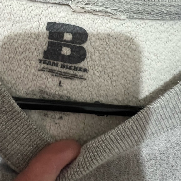 Champion X Justin Bieber Gray Stadium Tour Crewneck Sweatshirt - Picture 11 of 11